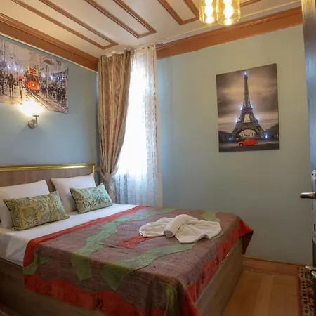 April Hotel Istanboel